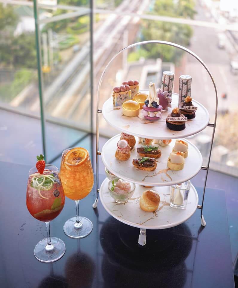 十一款鹹甜點,另設2杯特飲,份量頗多。