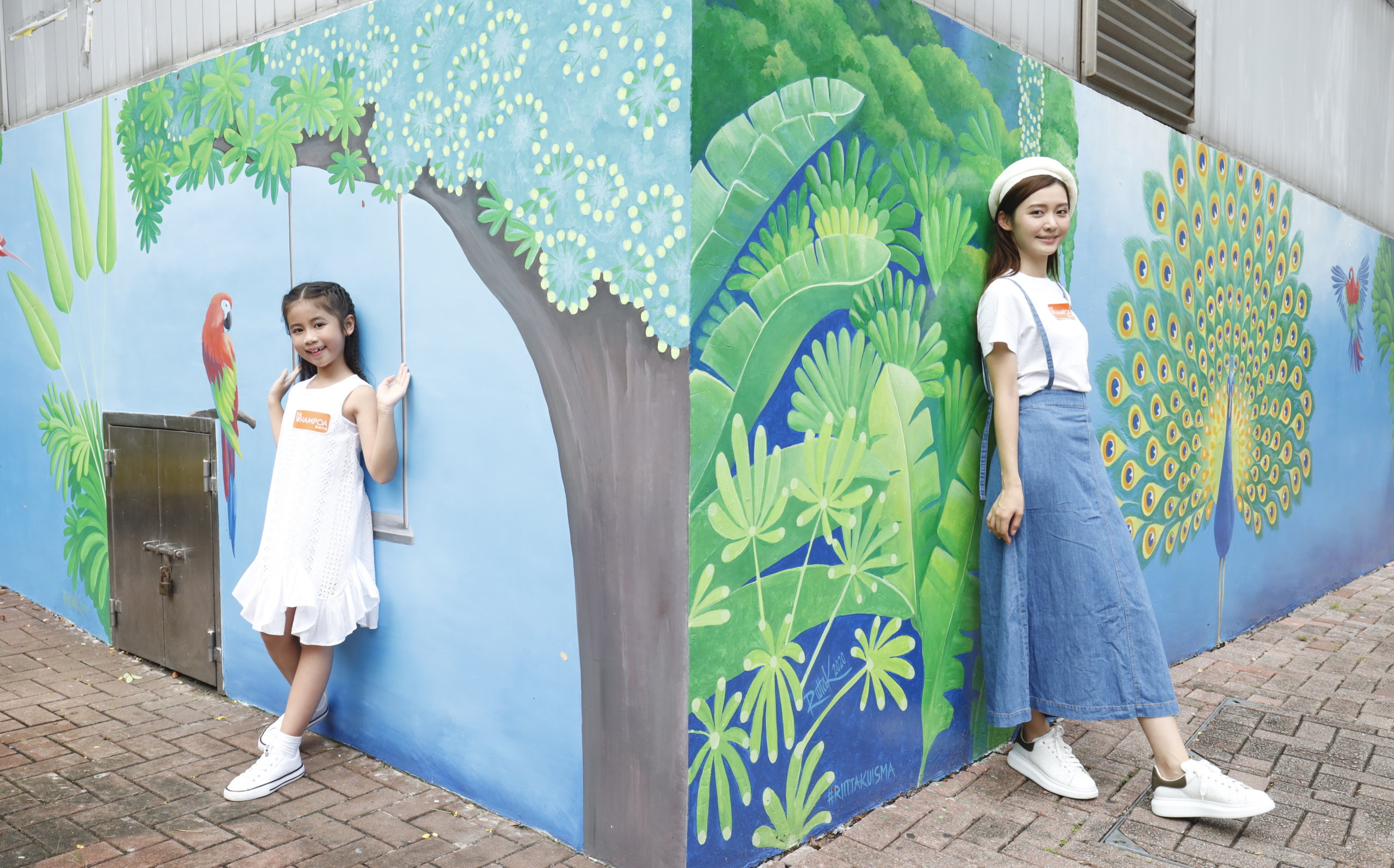 利用攝影角度,打造有趣的打卡照。