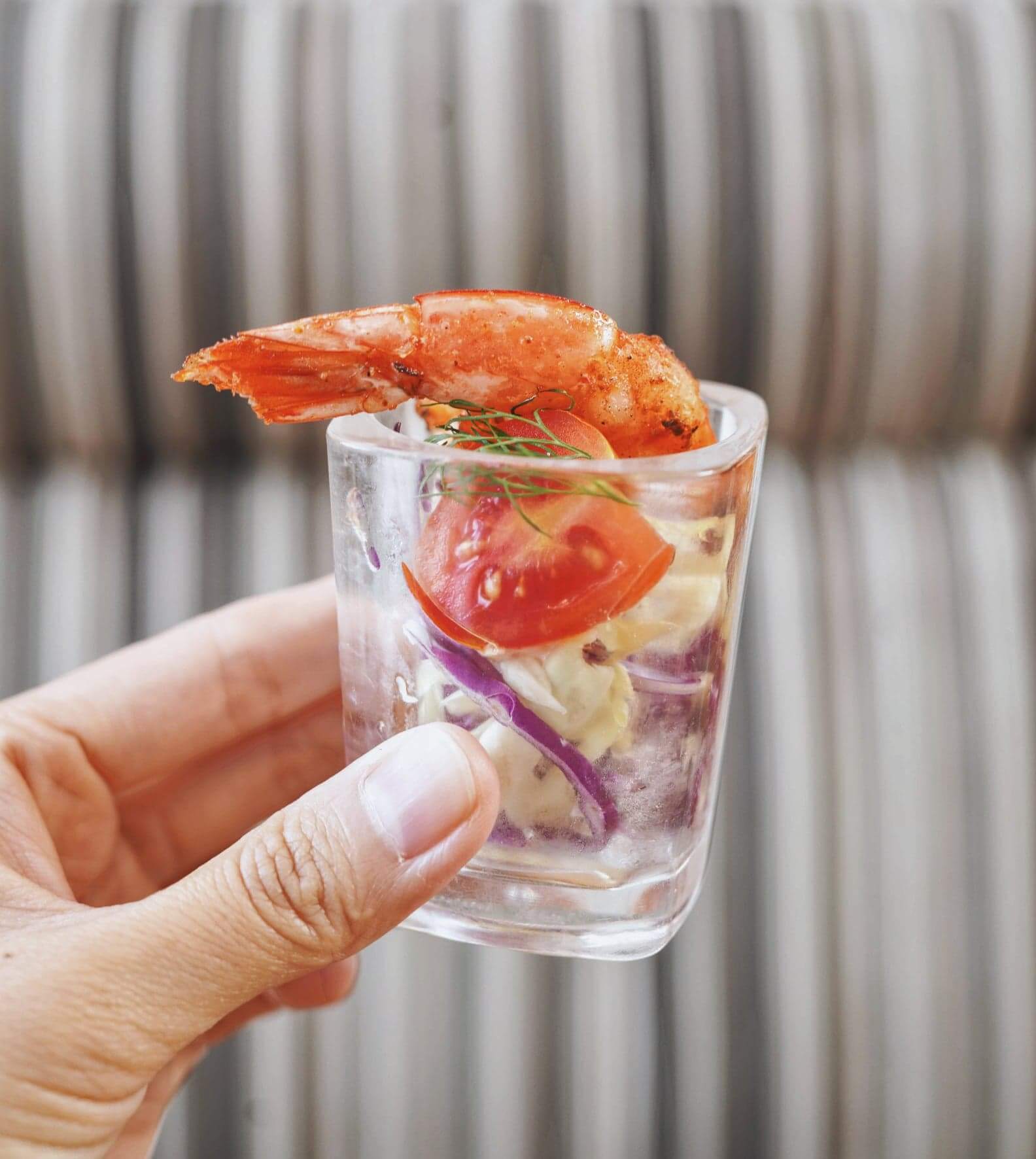鮮蝦雞尾酒杯​，鮮蝦爽口多肉，連沙律食好開胃。