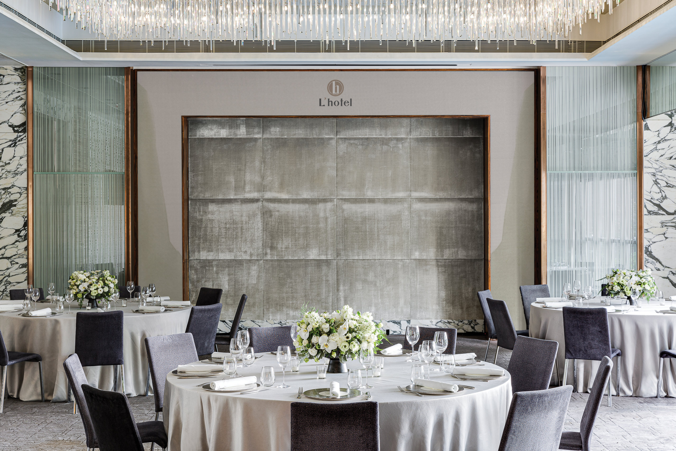 除了環境設計，在菜譜方面都引入低碳之選，如素食婚宴。