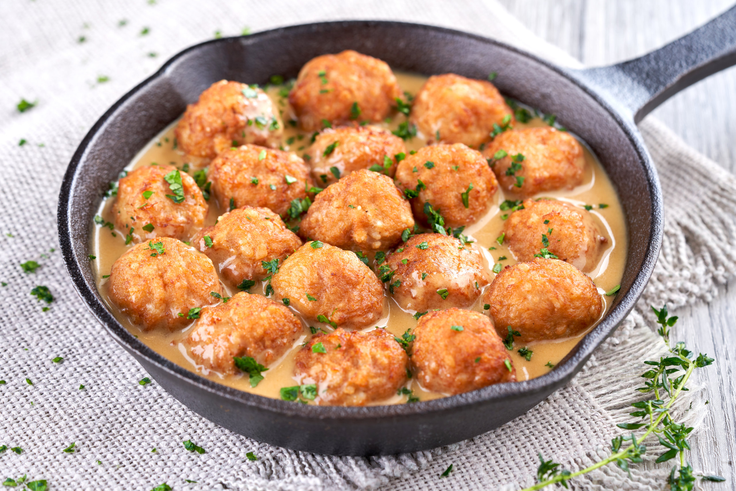 特色瑞典肉丸，香濃惹味，讓人垂涎三尺。