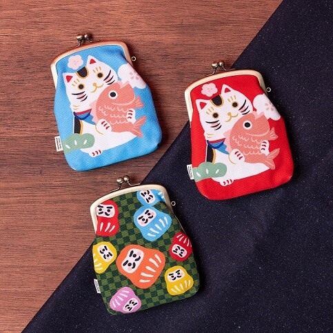 Ayanokoji彩繪口金包系列HK$168-$230