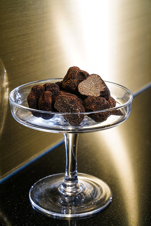 店內展示來自翁布里亞的松露。