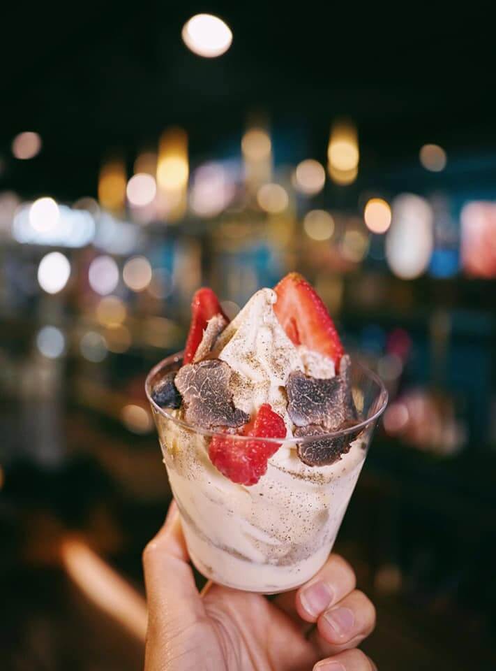 時令水果松露雪糕 HK$75