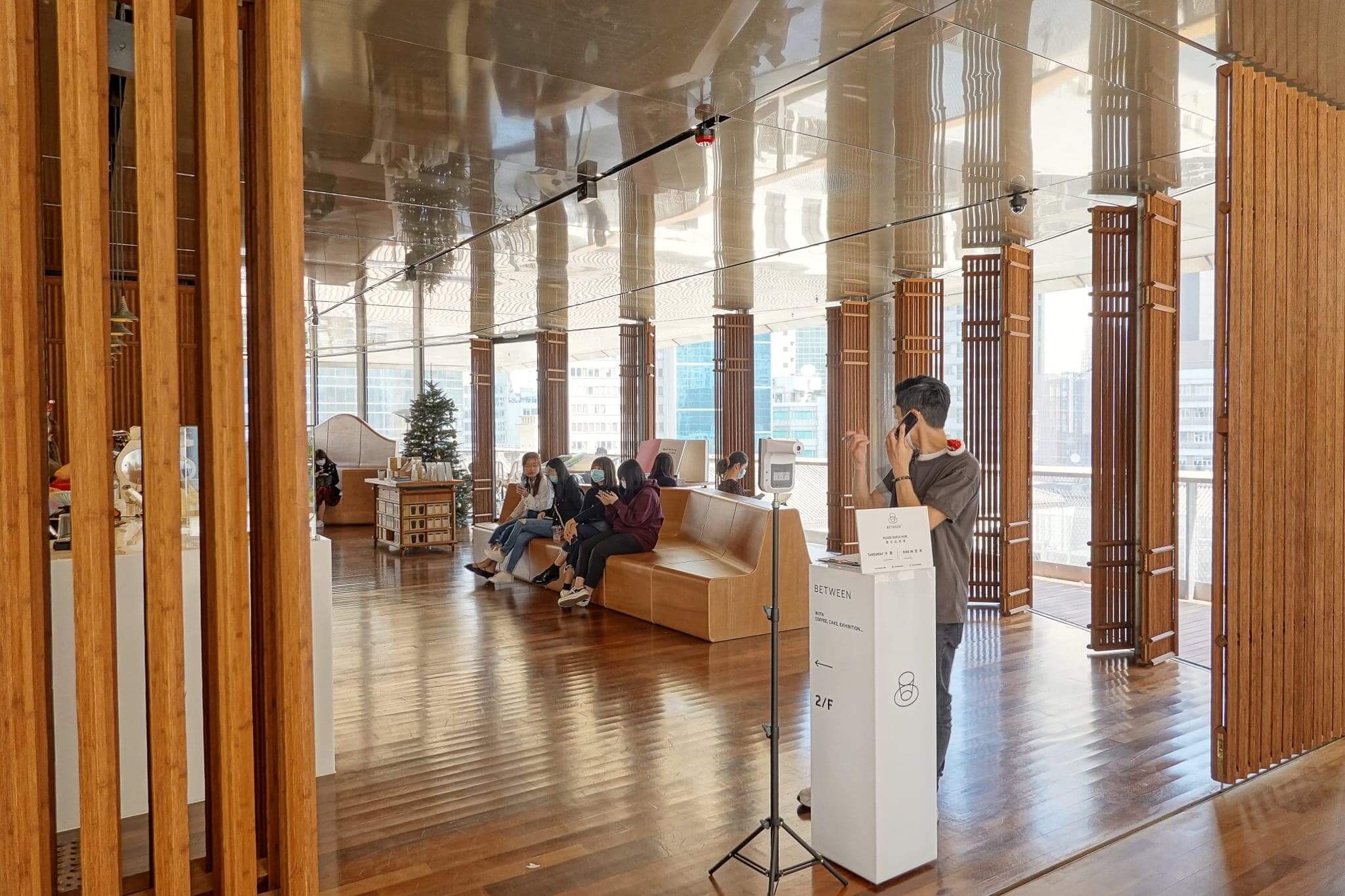 作為人氣咖啡店,造透Between要預咗要排長龍。