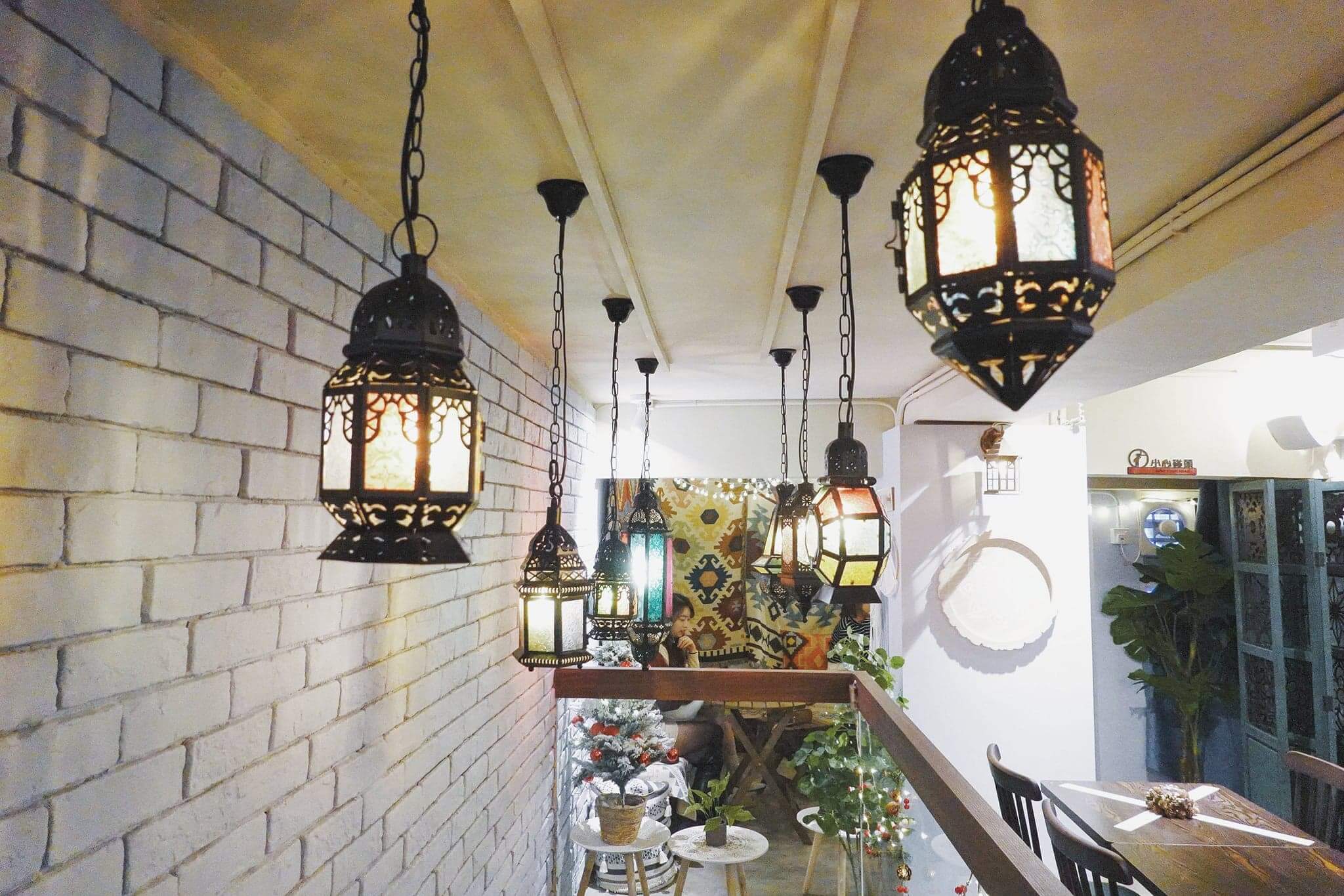 充滿異國風情嘅吊燈，打卡位處處！