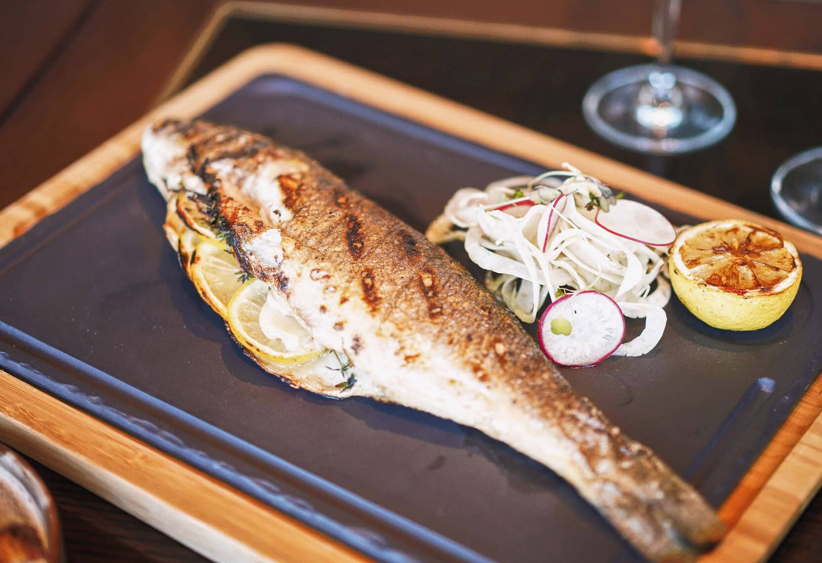 海新嘅烤鱸魚,為唔食牛嘅朋友提供更多選擇!