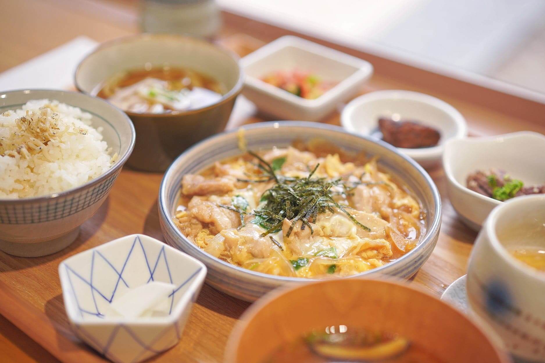 午市定食雖然無甜品,不過份量非常充足!