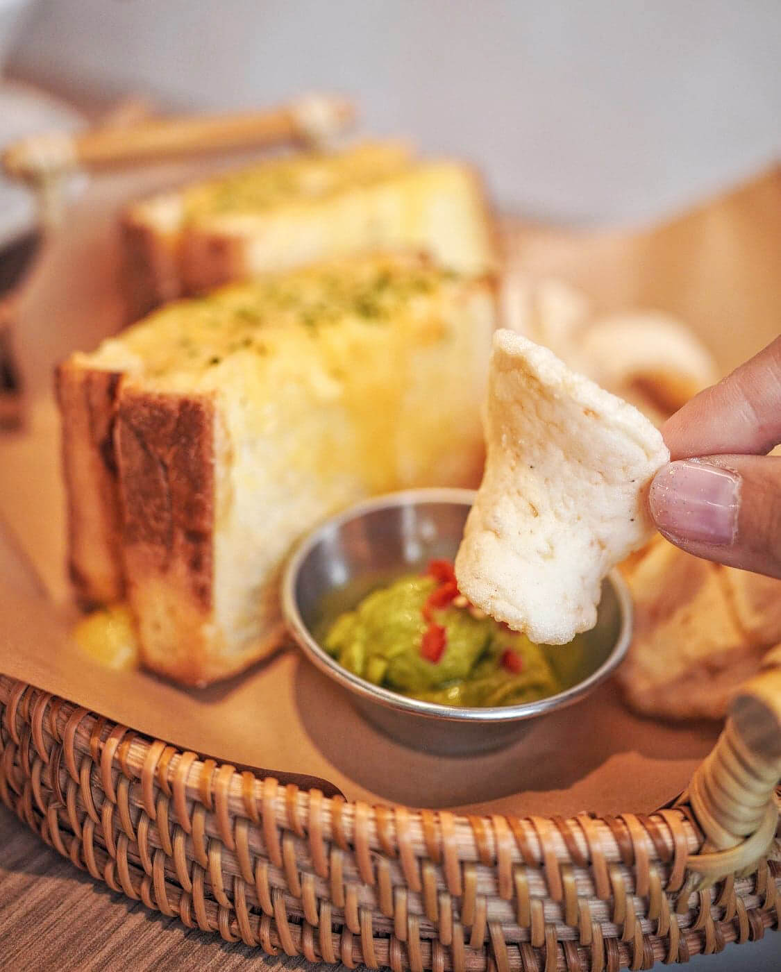 印尼蝦片點墨西哥醬,特別得嚟又好食!