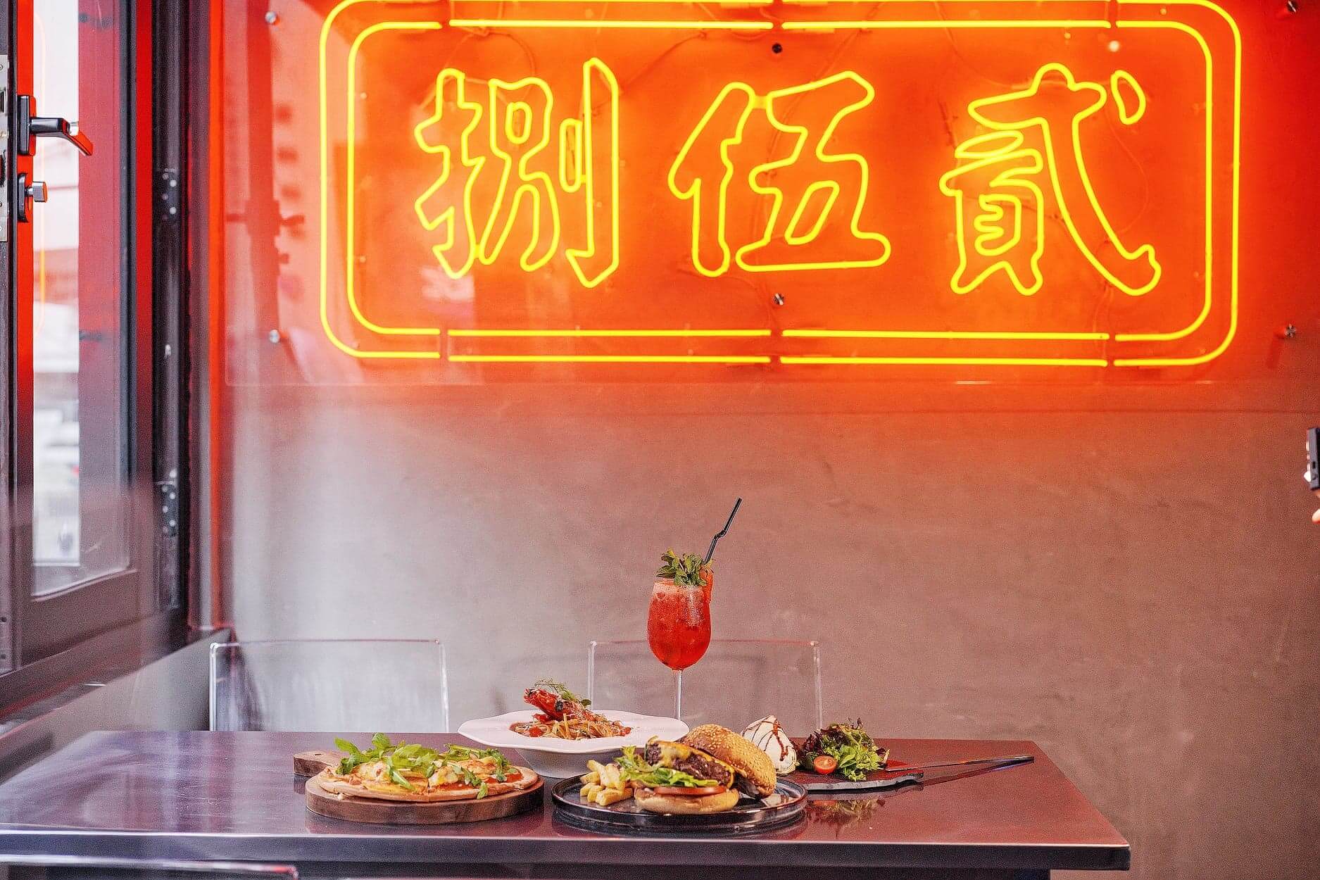 食物以西餐及輕食為主,水準唔錯!