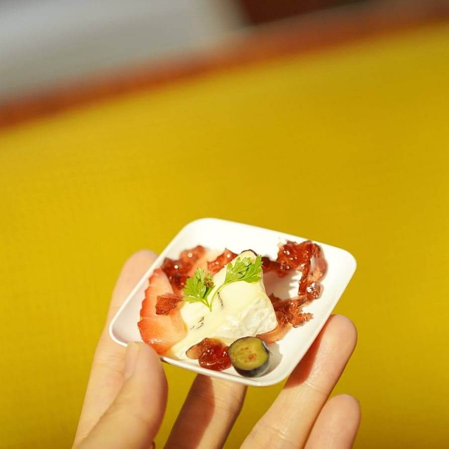 藍紋牛奶芝士配紅酒啫喱