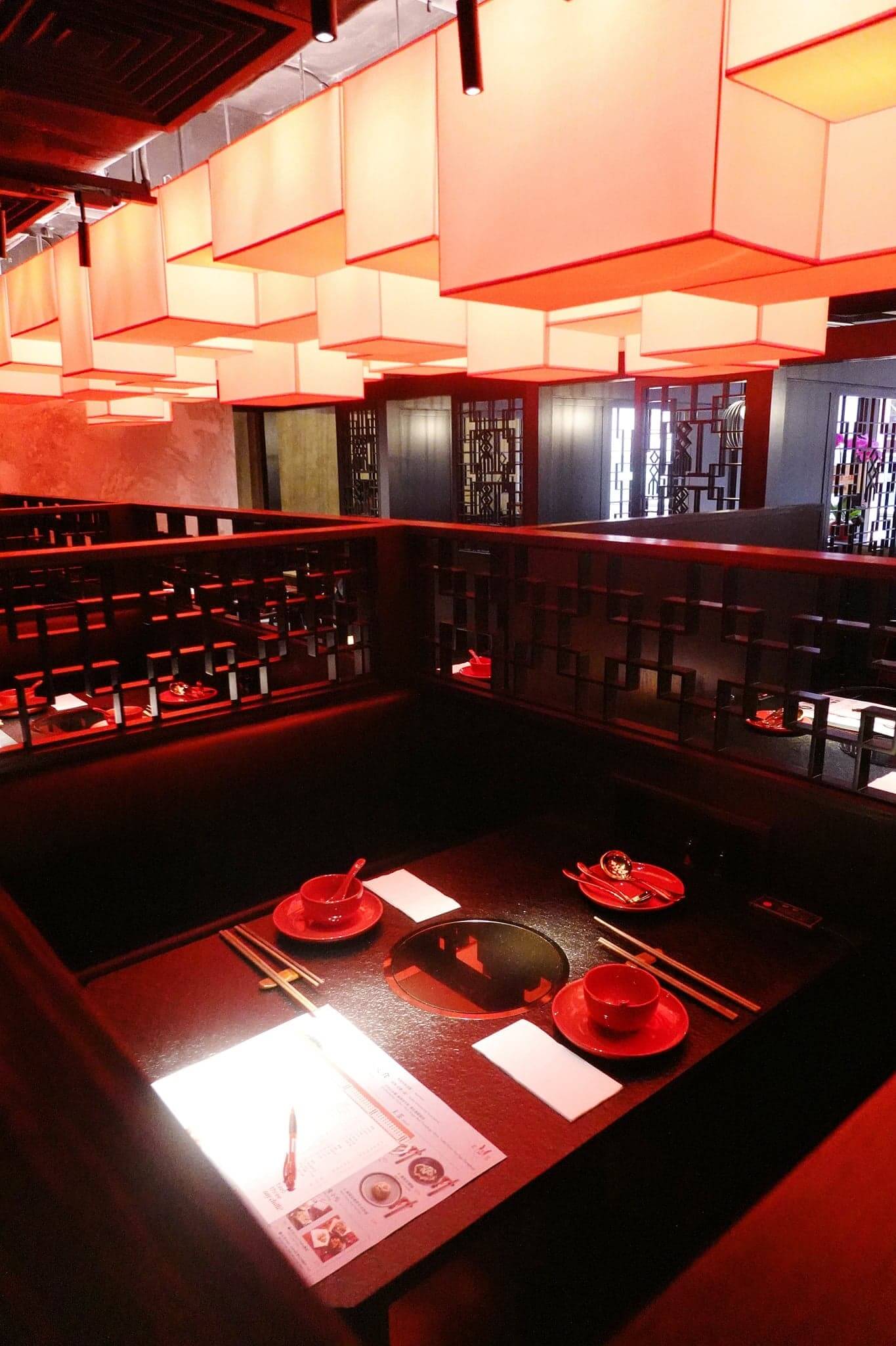 紅黑格局,帶古典風味又不失型格!