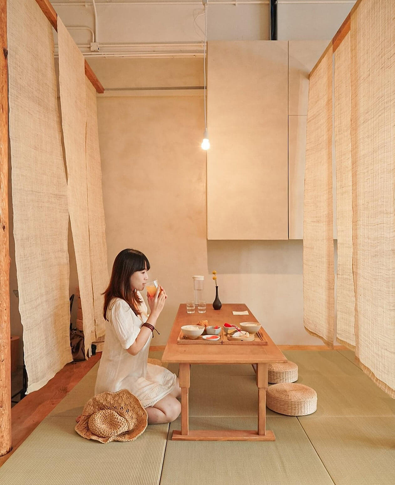 主打日食美學嘅悄悄食堂,現正開始試業。