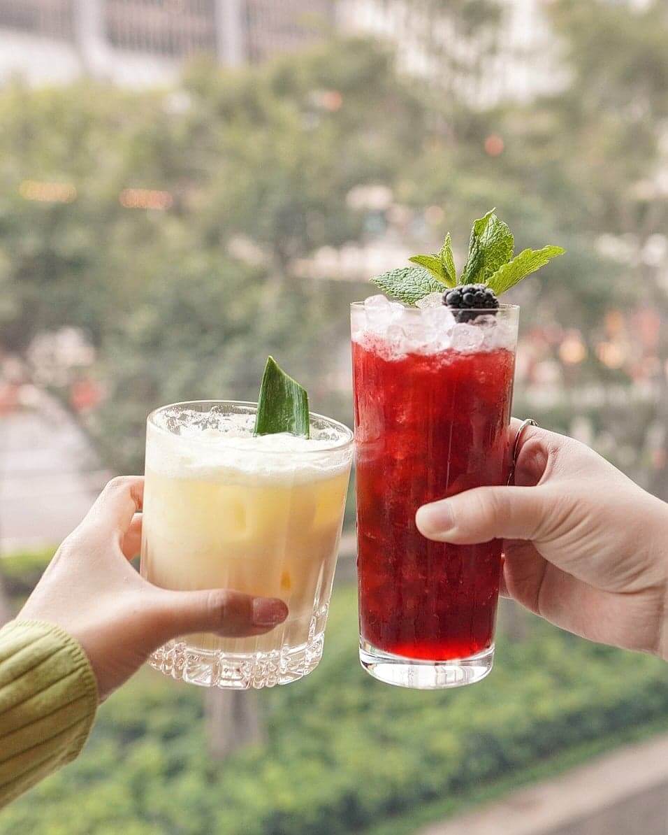 左:Guilty Pleasure無酒精雞尾酒;右:Weigh to Go 含酒精雞尾酒