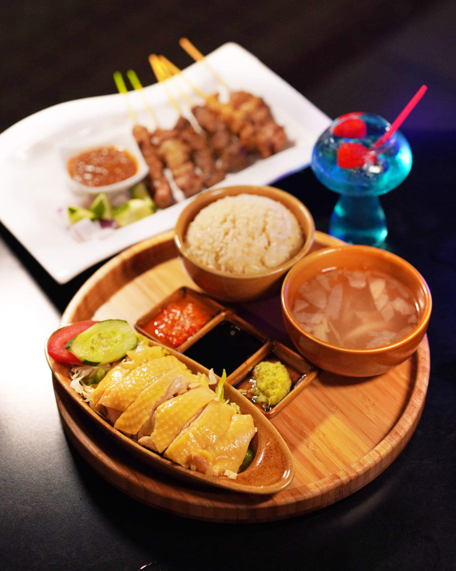 喺Pierside Bar & Restaurant都試到沙嗲軒嘅招牌美食!