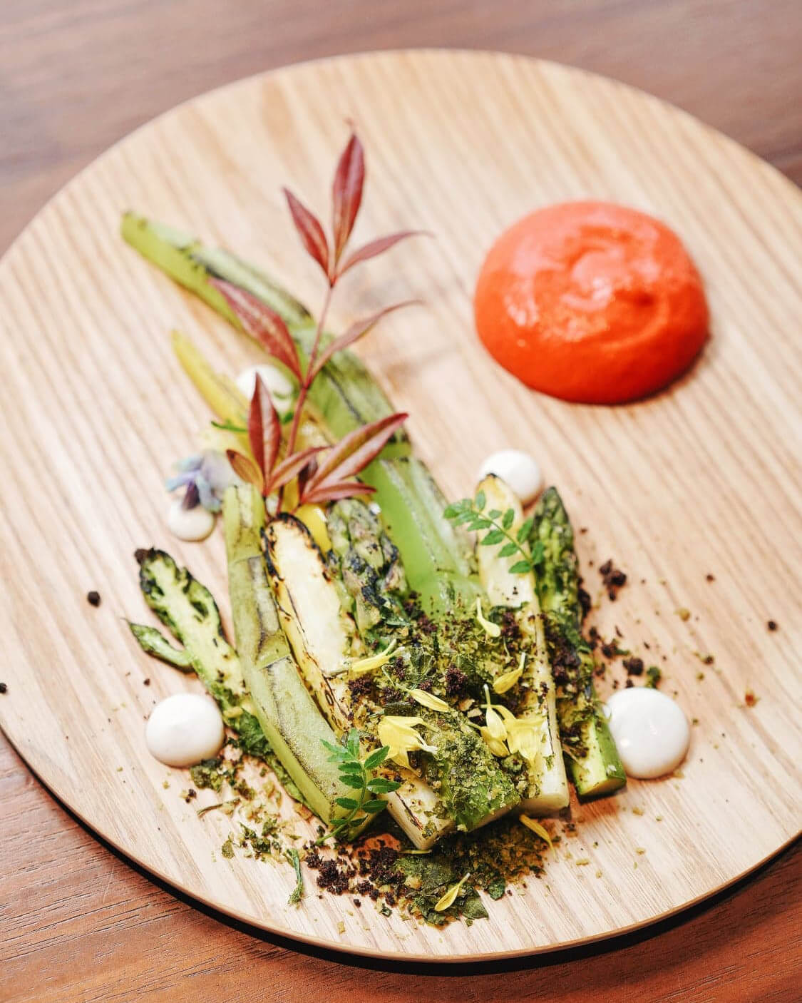 以日本江戶時代畫師歌川國丸作品為題,打造菜餚。