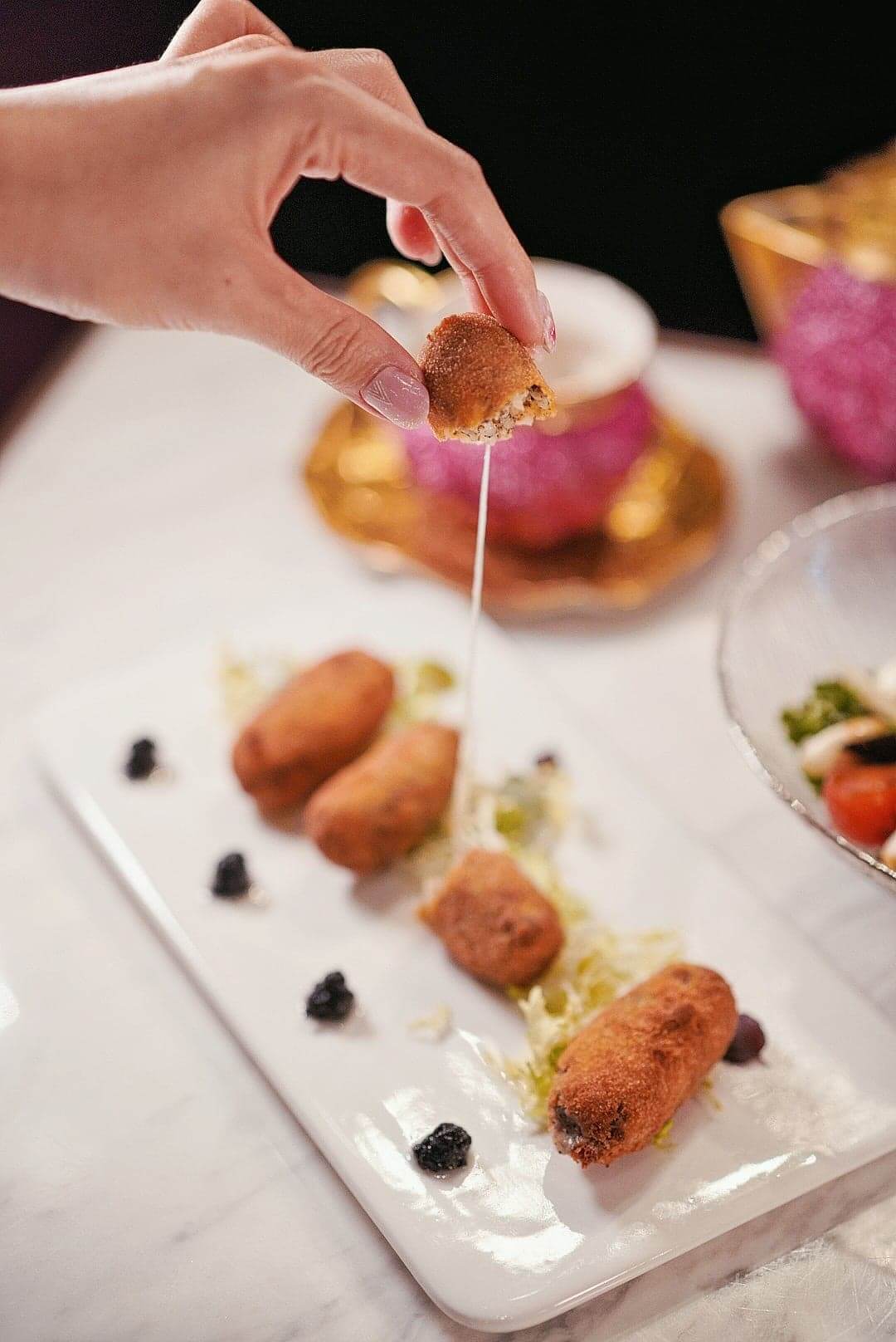 黑松露流心芝士飯團，拉芝超強韌！