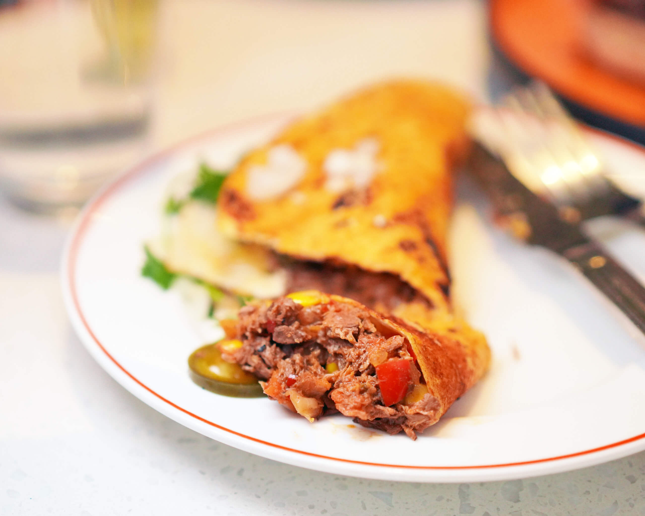 食Taco時，小編一度以為係真肉，因為KARANA全植物豬 肉真係太像真！