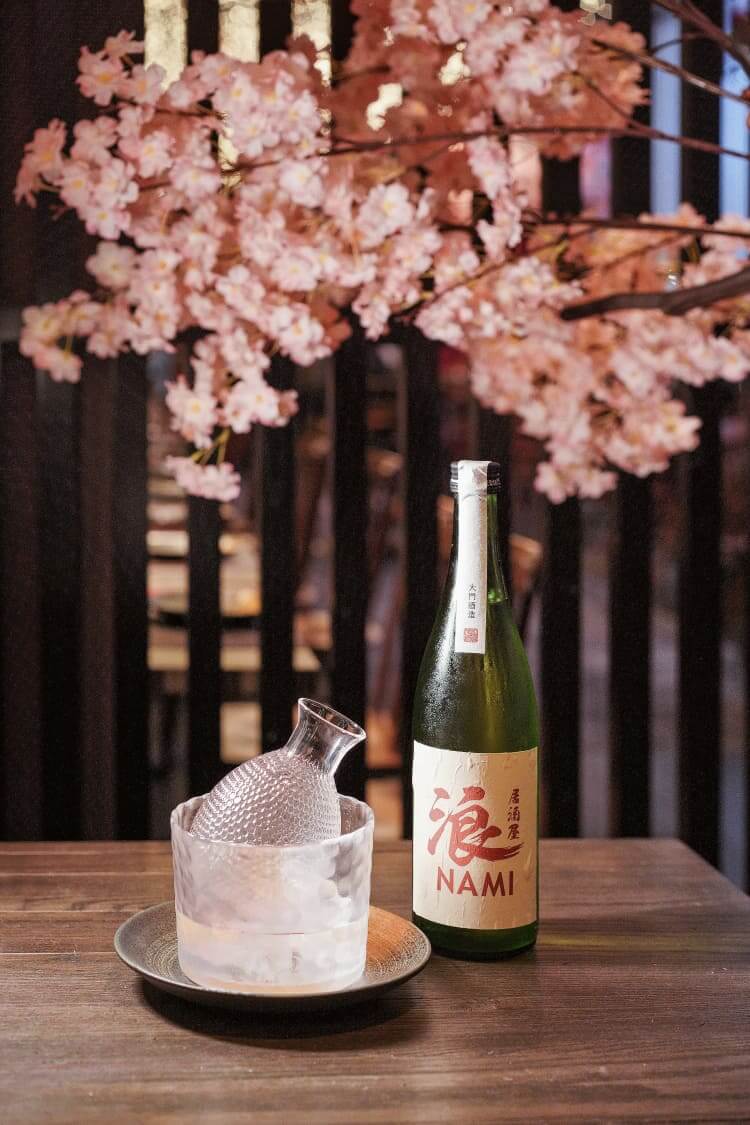 「浪‧特別純米」HK$580/720ml；HK$1,080/1.8L