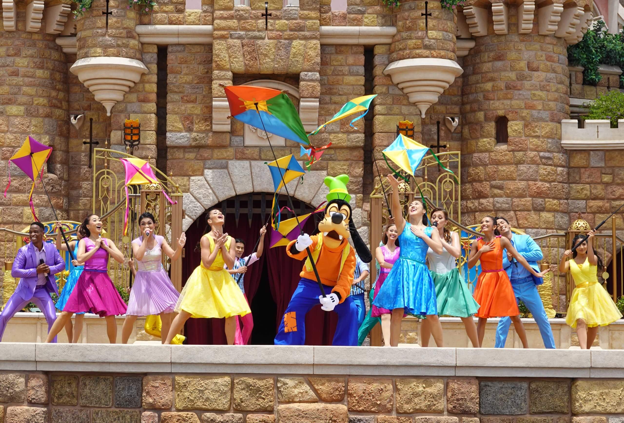 高飛分享想讓巨型風箏高飛,一嚐飛到最高嘅感覺。