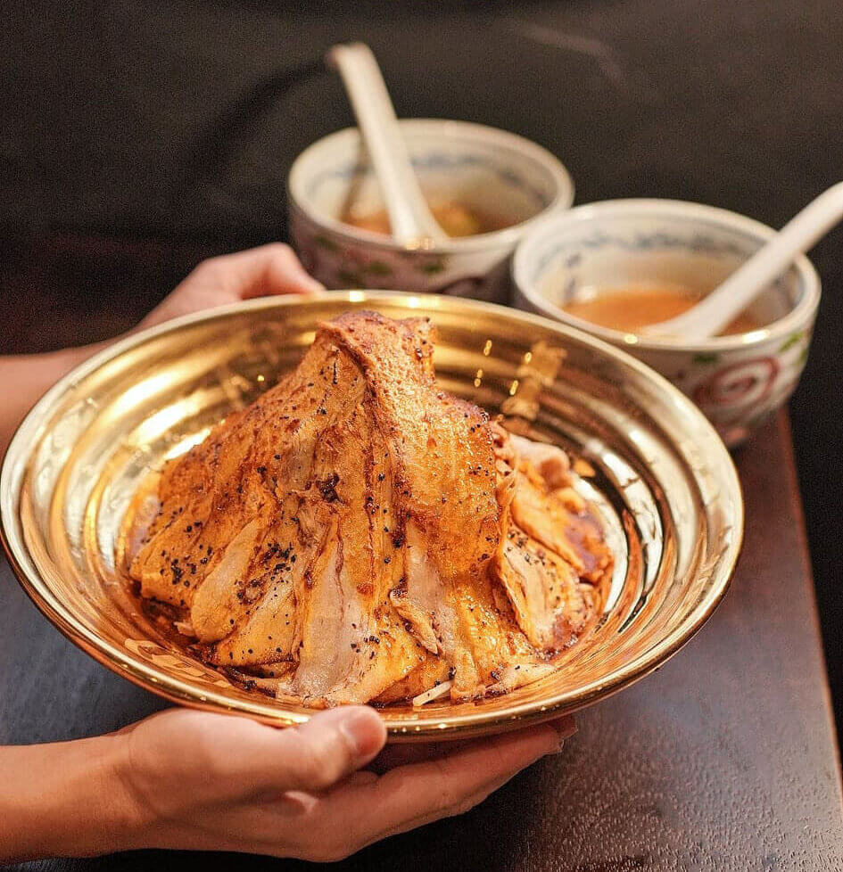 重量級火山極盛豚肉沾汁麵(2人份量) HK$188