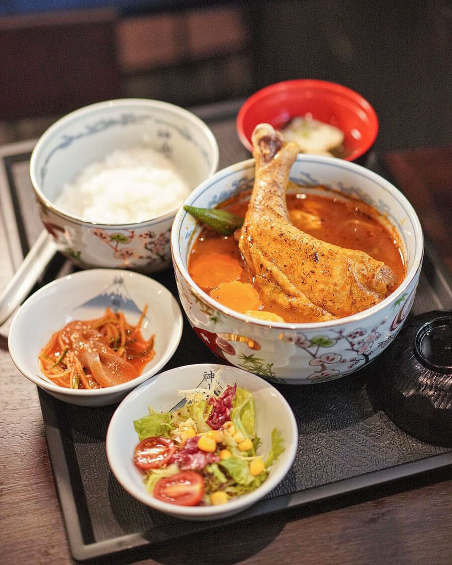 湯咖哩雞腿定食 HK$85